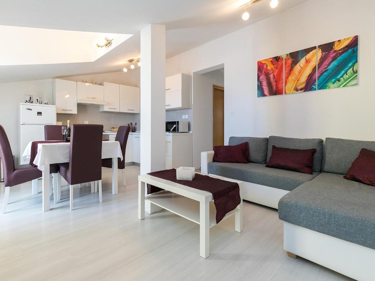 Apartment Olea *